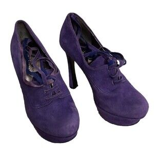GUESS Women's 5M Purple Suede High Heels